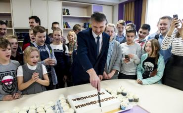 Открытием новых лабораторий отметил первый день рождения ЦДНИТТ «Наследники Ползунова»