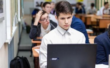 УникУмы в финале Школьной лиги Международного инженерного чемпионата «CASE-IN»