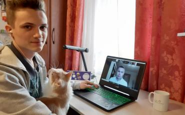 В «УникУме» состоялся Научно-практический конкурс «Школьник в современной науке»