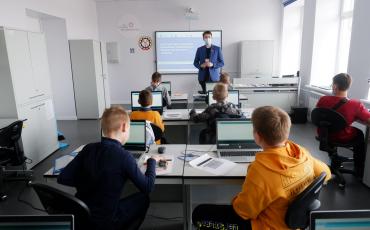 Стать уникумом вместе с Фондом Андрея Мельниченко и КузГТУ
