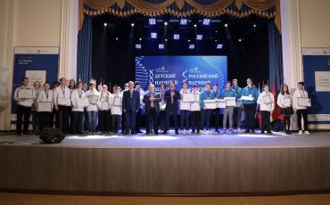 Стали известны имена победителей и призеров ДНК и РНК Фонда Андрея Мельниченко