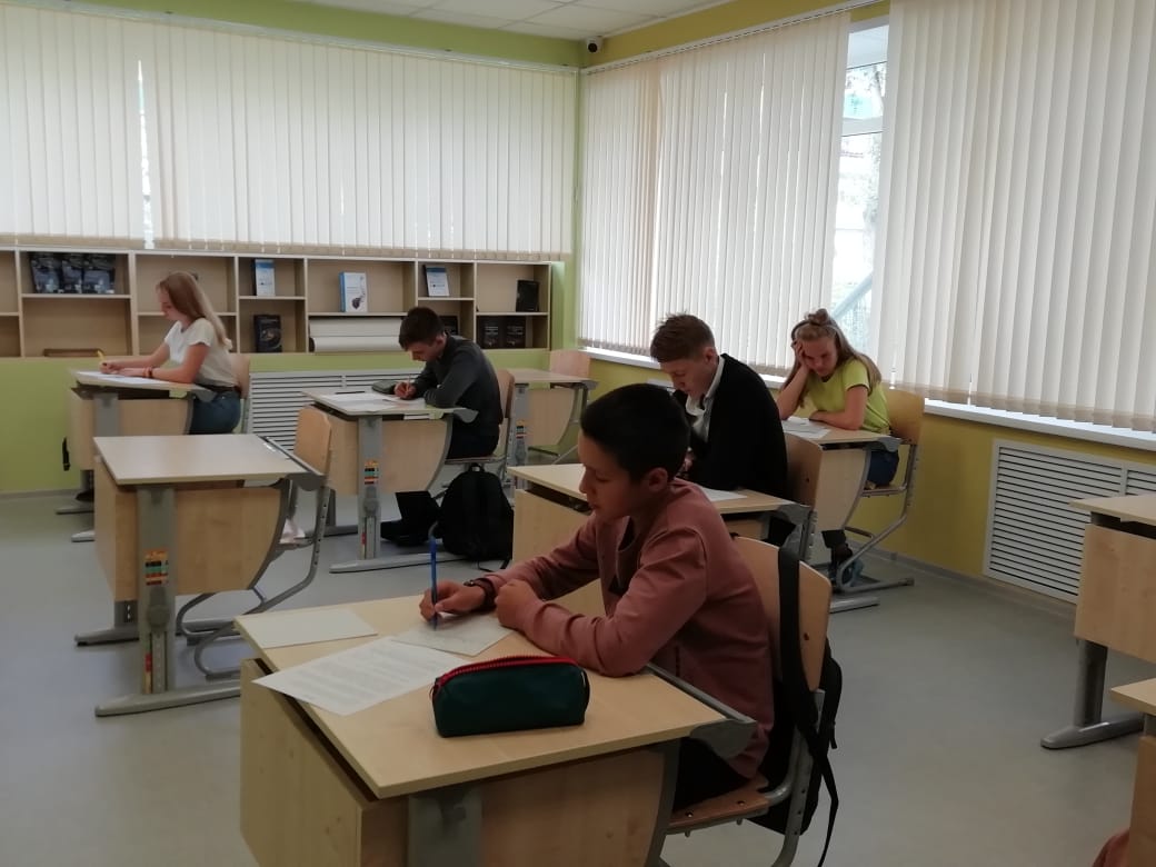 Фонд Андрея Мельниченко - Центр детского научного и инженерно-технического творчества в Киселевске начинает новый учебный год